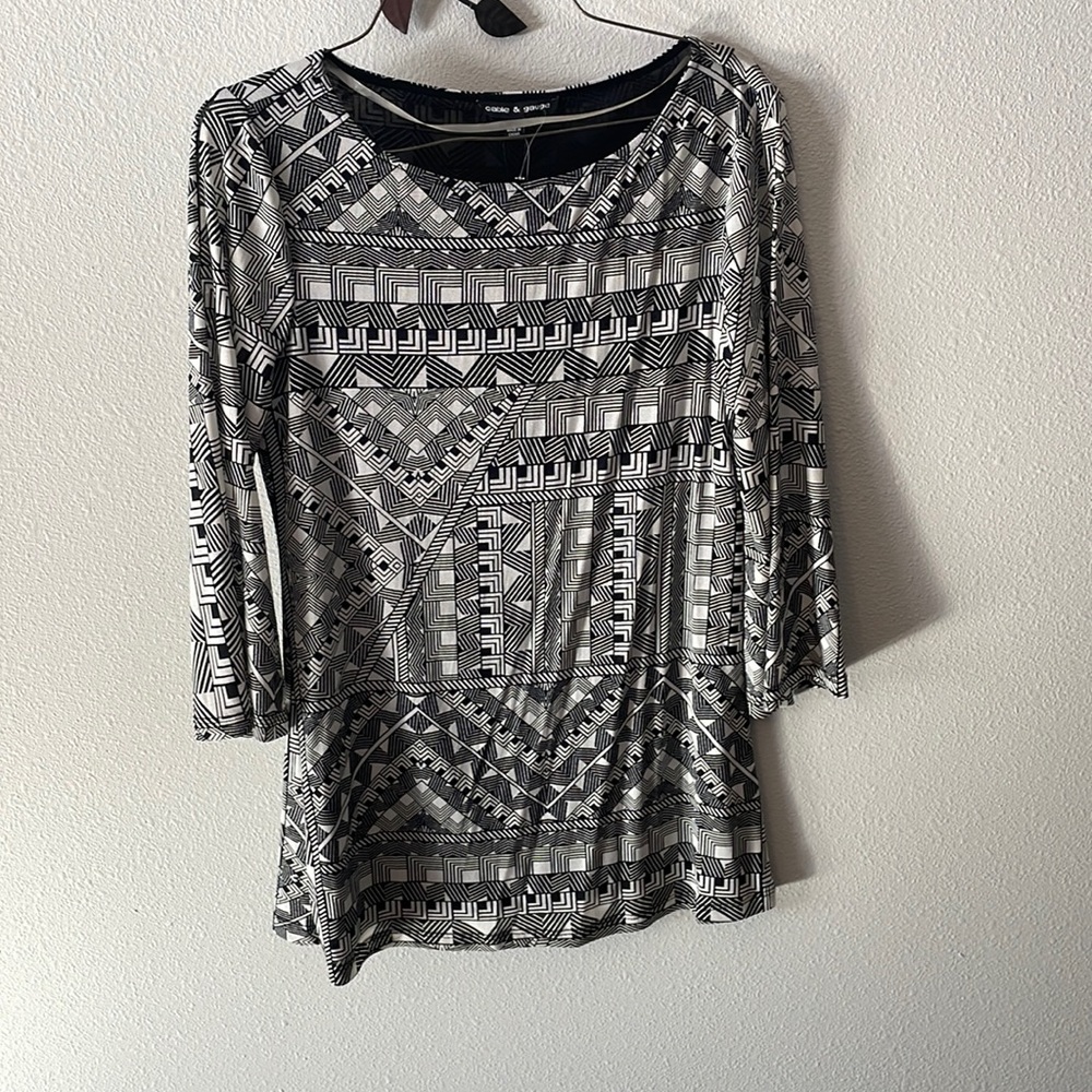 Flowy 3/4 silky shirt